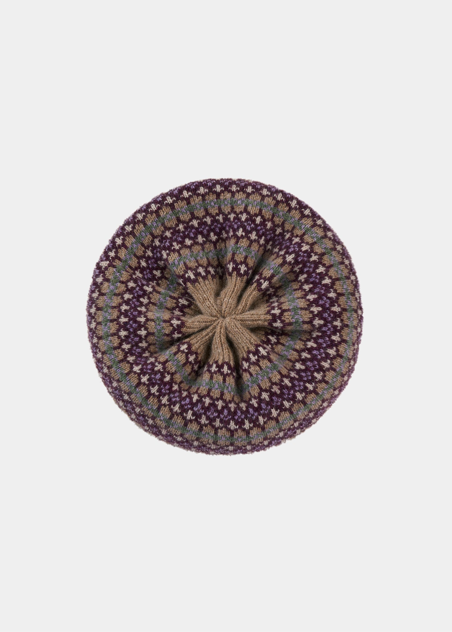 Imogen Damstickad Ylle Basker I Pecan.
