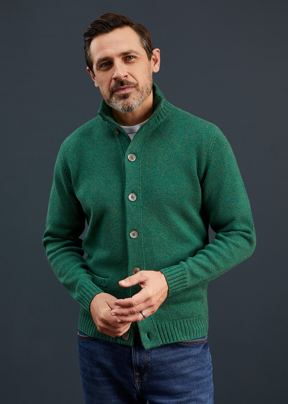 Men's Lambswool Buttoned Jumper In Forest