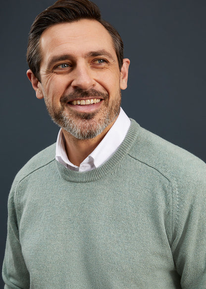 Men's Lambswool Crew Neck Jumper in Spearmint 