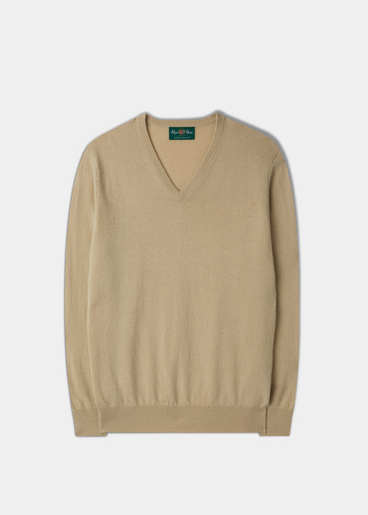 Men's Geelong Lambswool Vee Neck Jumper in Sandrift 