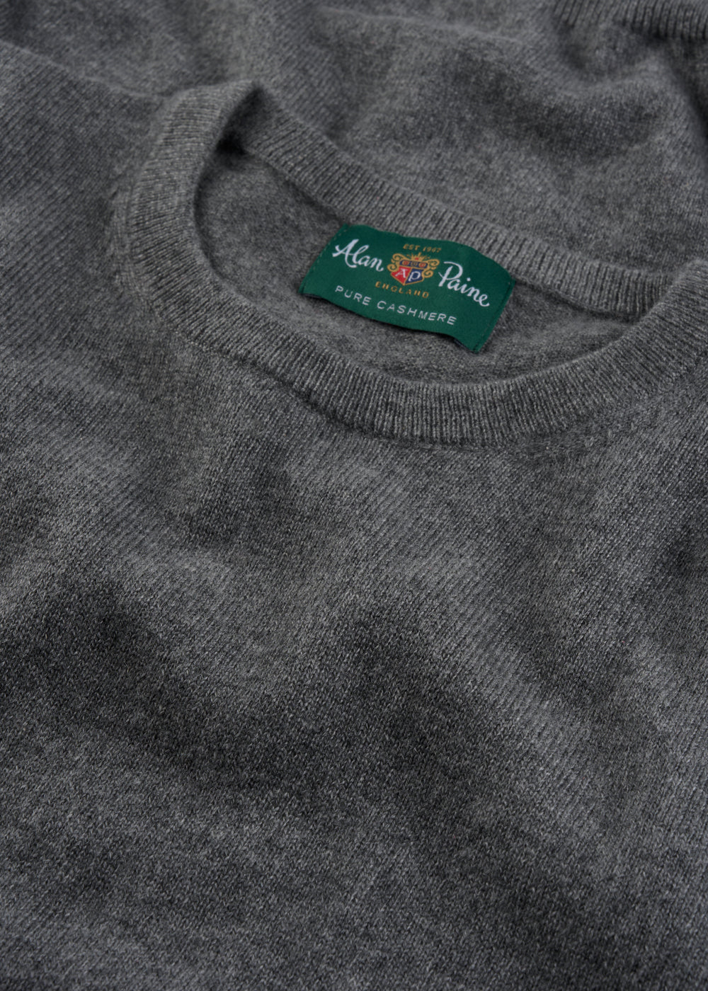 Men's Cashmere Crew Neck Jumper in Derby