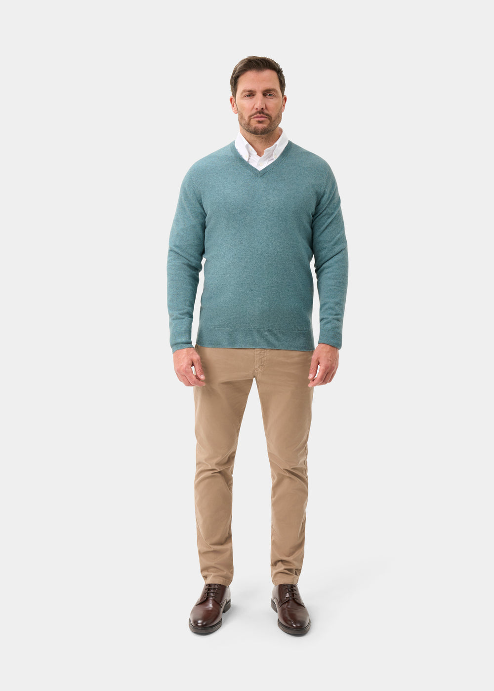 Men's Cashmere Vee Neck Jumper in Caspian