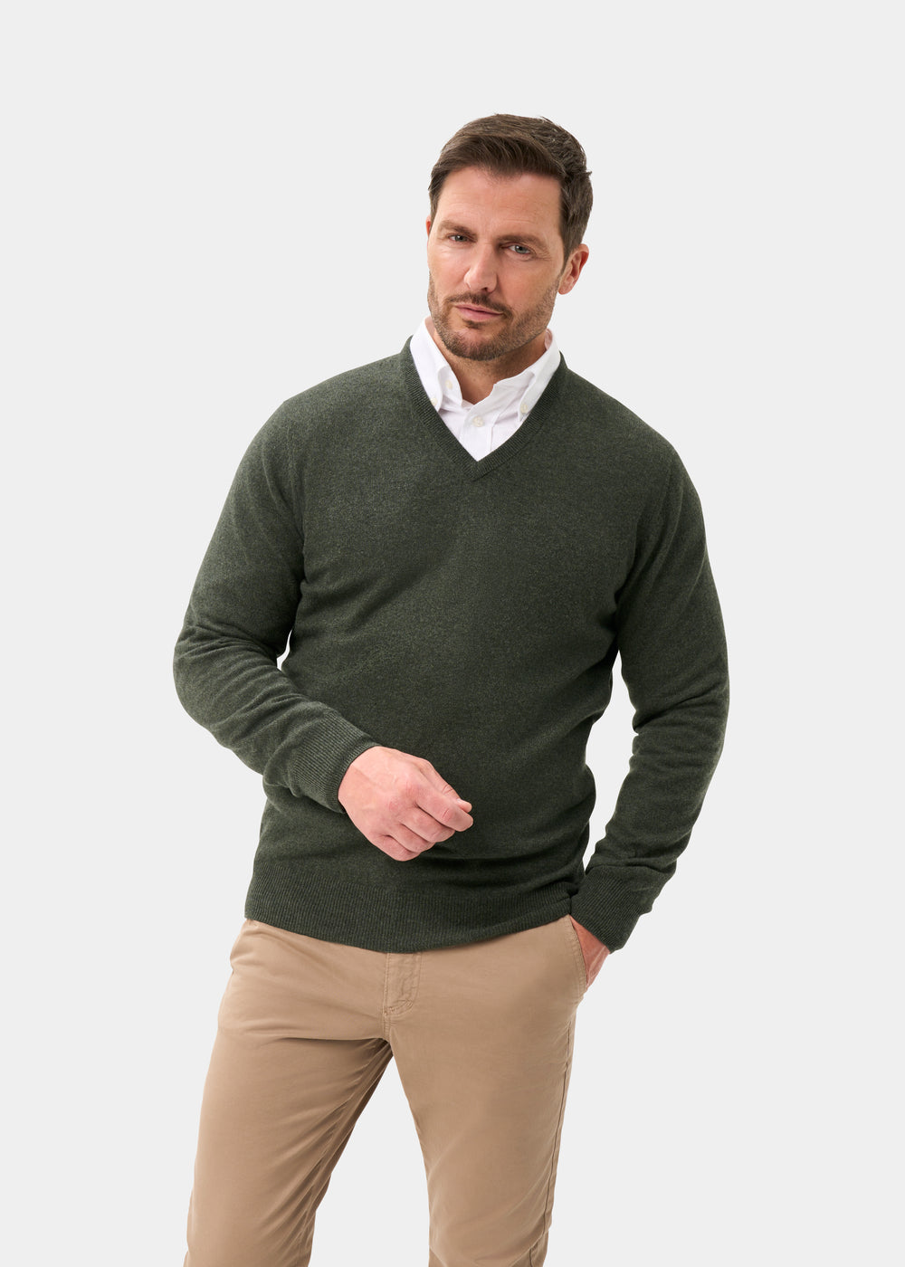 Men's Cashmere Vee Neck Jumper in Rosemary