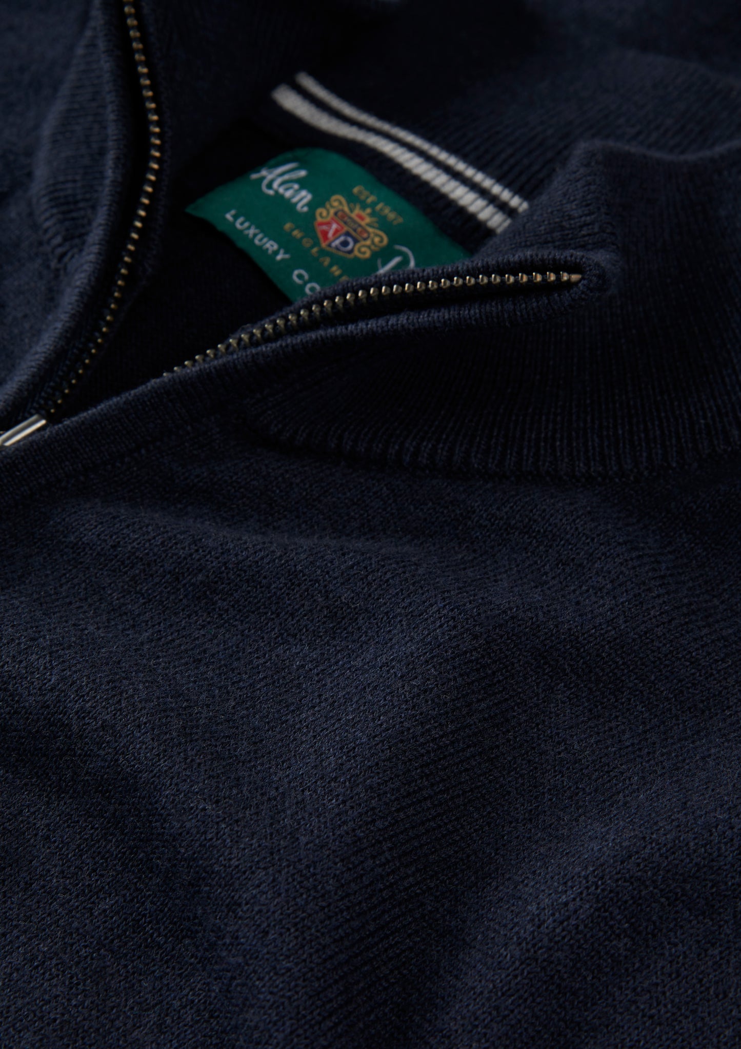 Men's Cotton Cashmere Quarter Zip Gilet in Navy