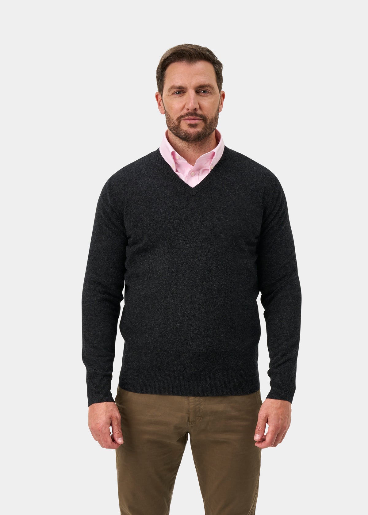 Albury Geelong Wool Vee Neck Jumper In Charcoal - Regular Fit