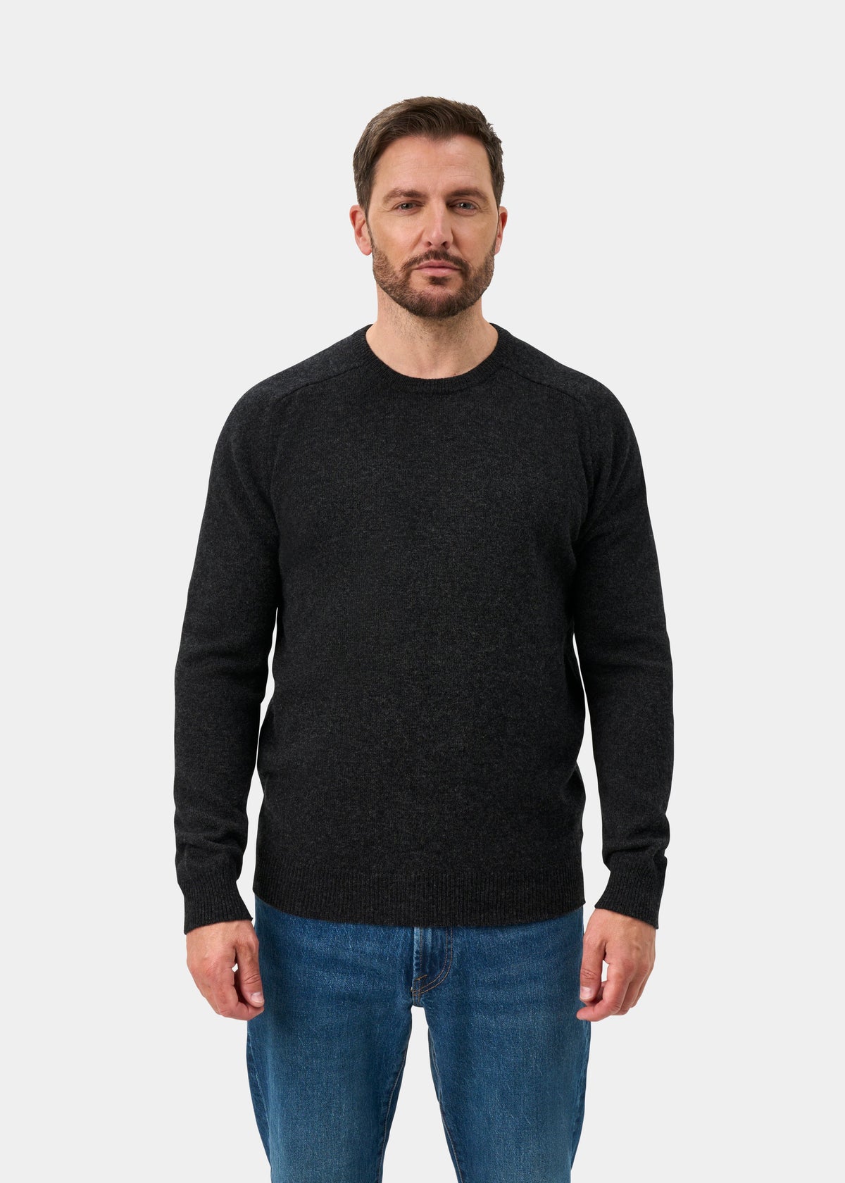 Lenzie Lambswool Crew Neck Jumper In Charcoal - Regular Fit