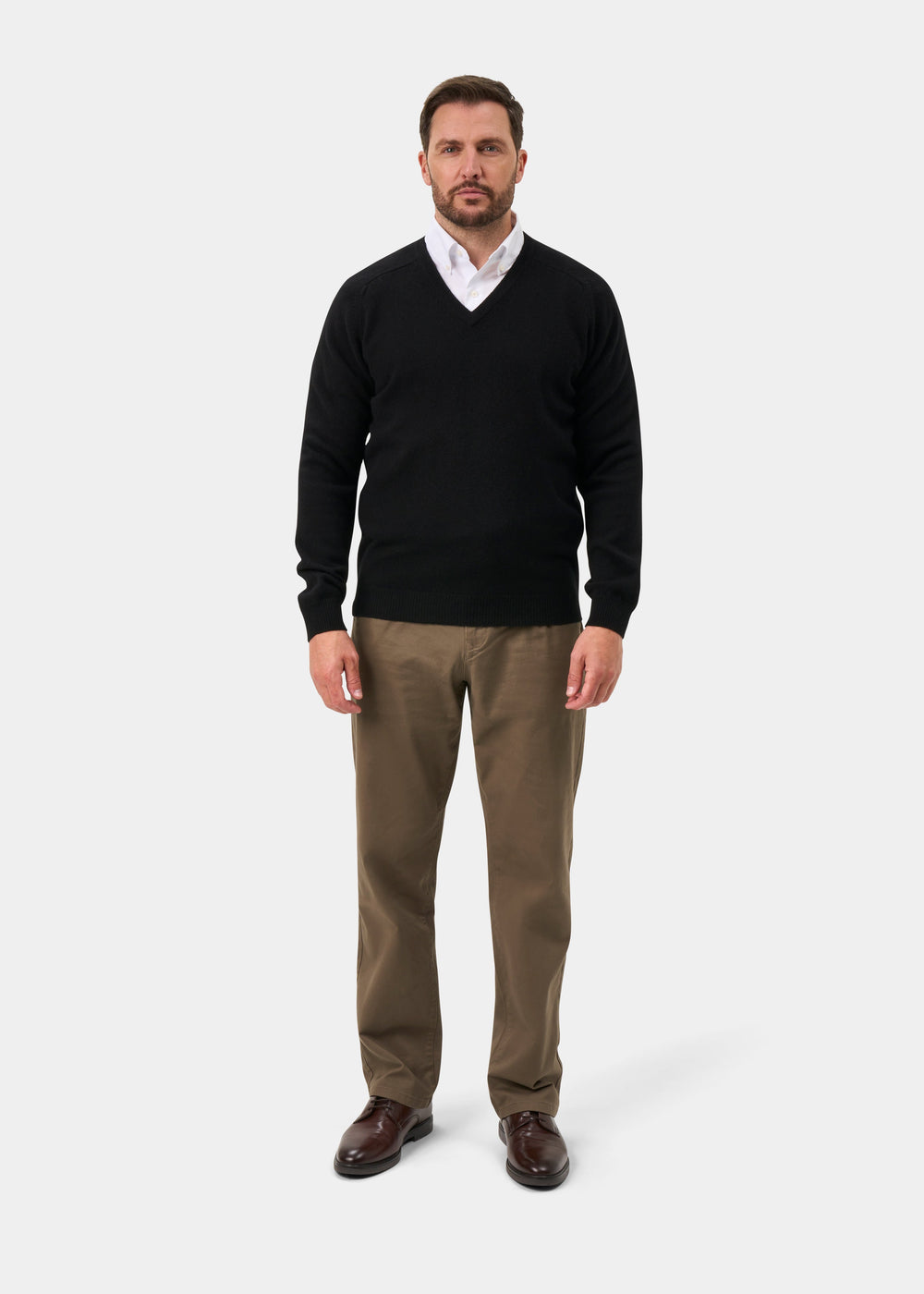 Kilsyth Lambswool V-Neck Jumper In Black - Regular Fit