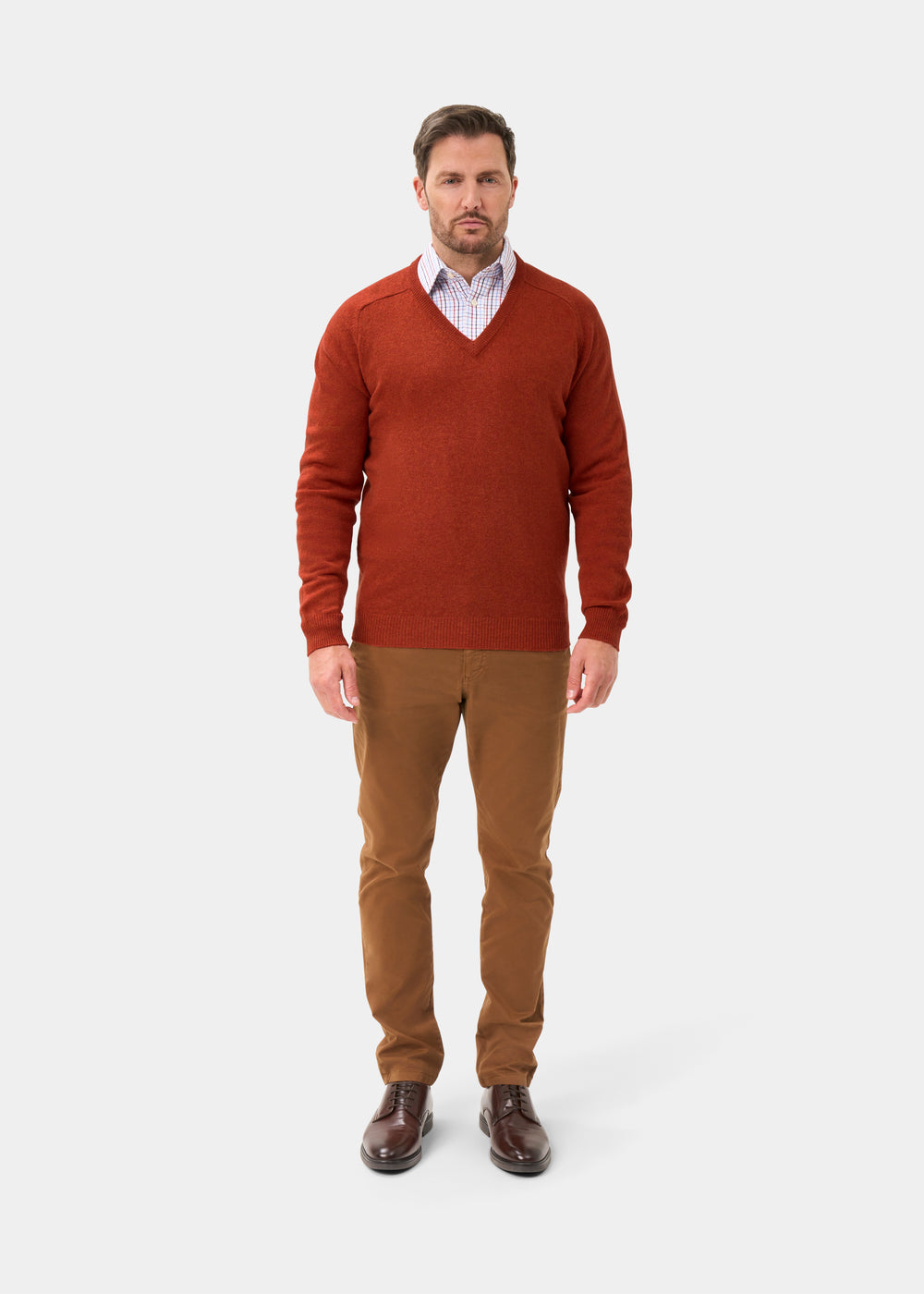 Men's Lambswool Vee Neck Jumper in Ember