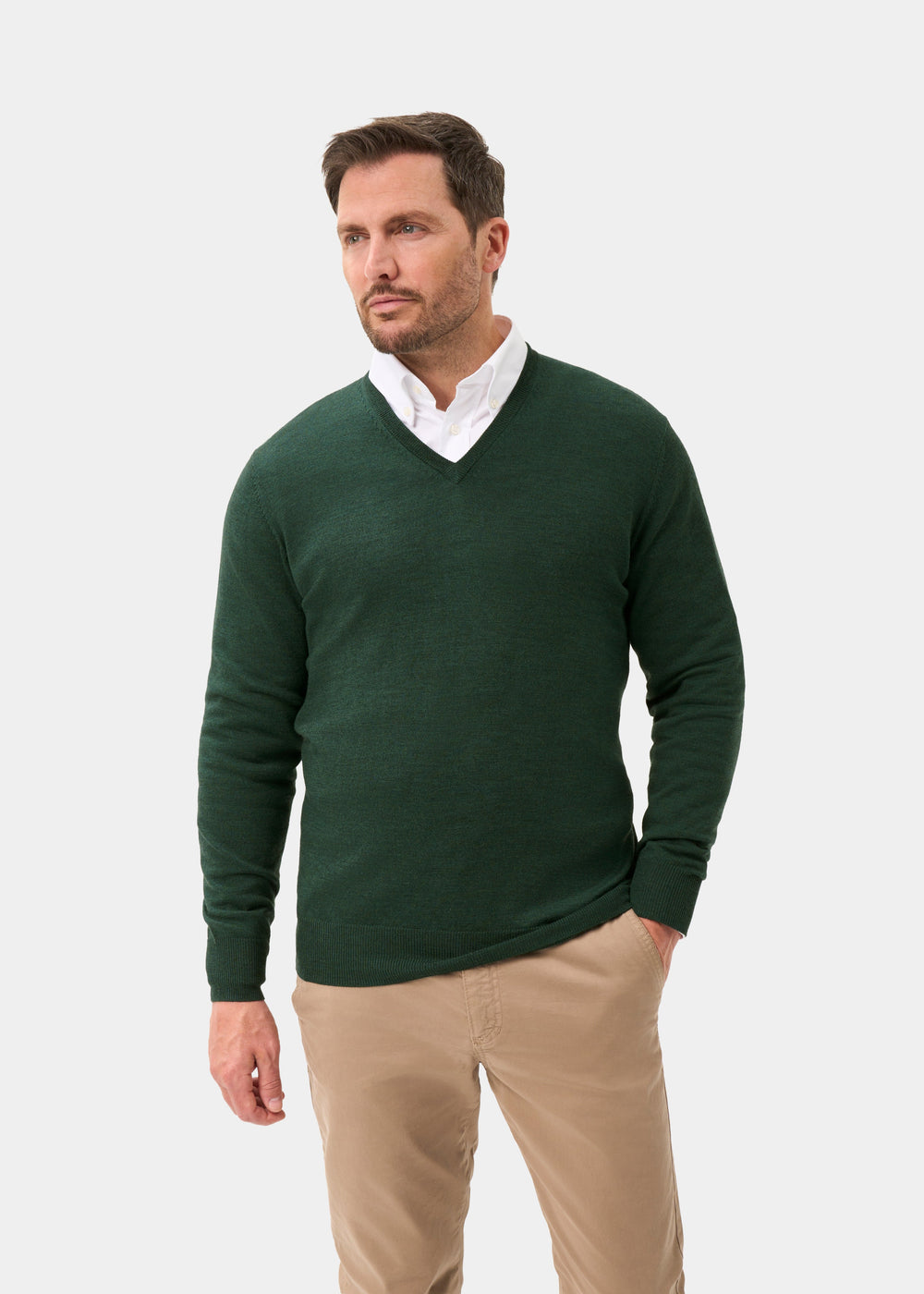 Men's Merino Wool Vee Neck Jumper in Hunter Green