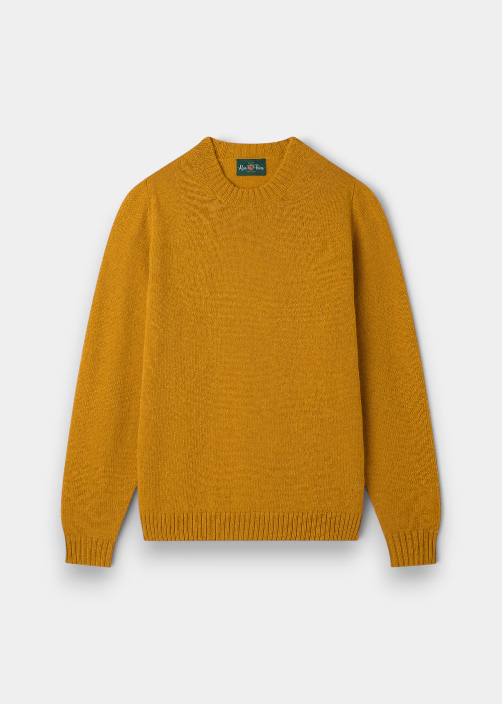 Alan Paine Kinnadie supersoft Shetland wool crew neck jumper in old gold with a regular fit and ribbed cuffs.