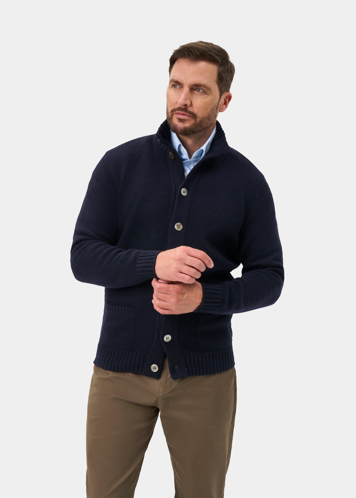 Landford Men's Lambswool Buttoned Jumper In Navy - Regular Fit